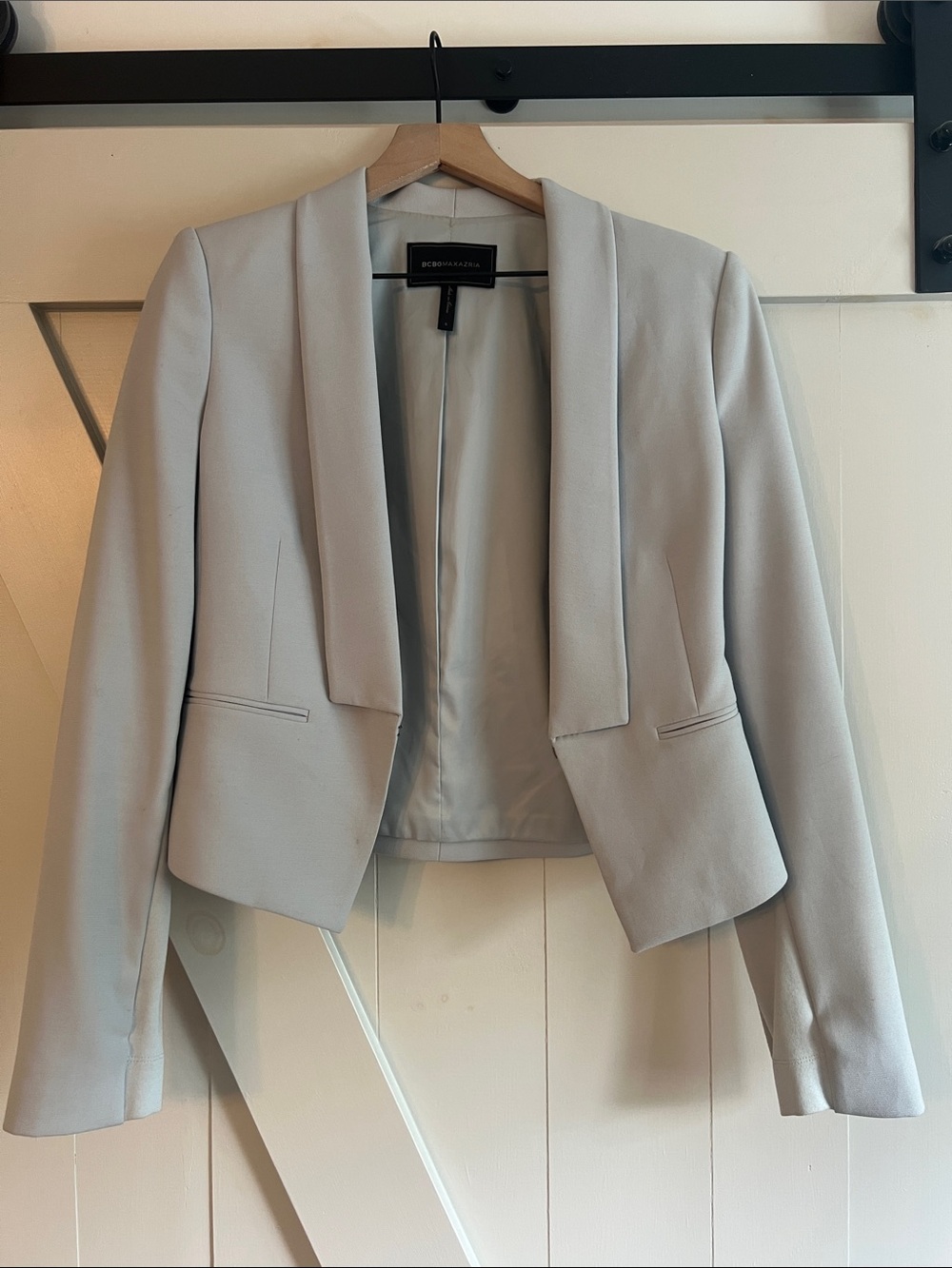 BCBGMaxAzria Light Gray Cropped Open-Front Blazer